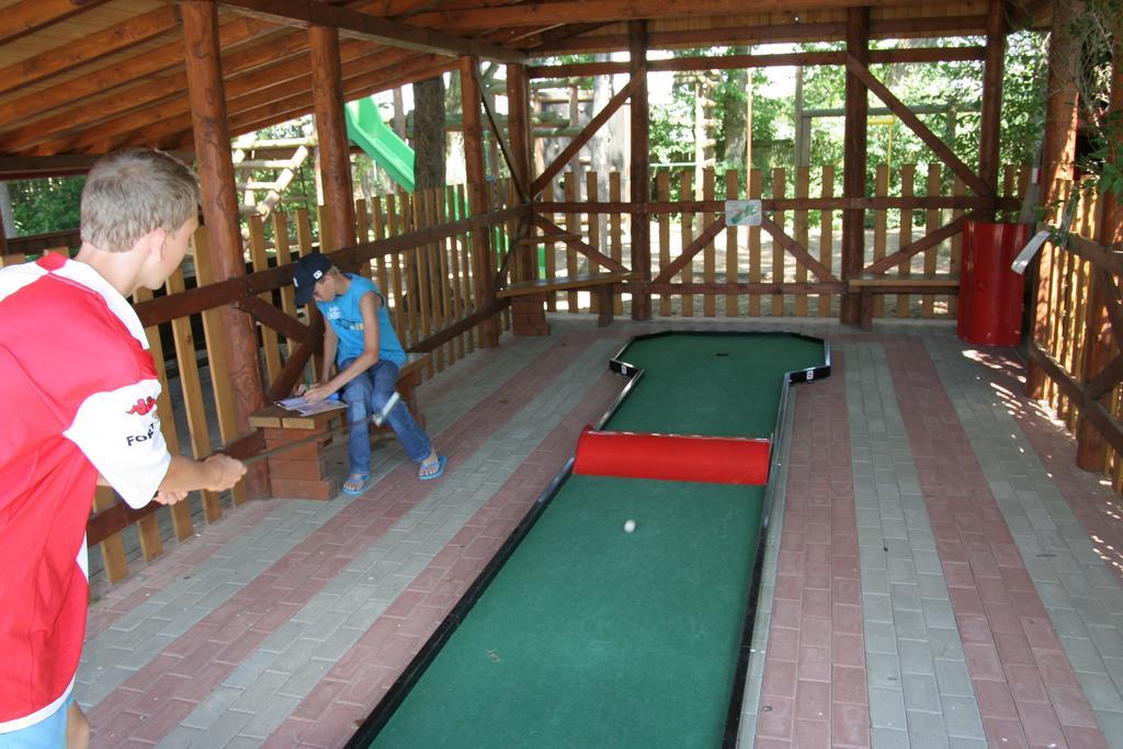 Camping Oase Praha Hotel Zlatníky Eksteriør billede
